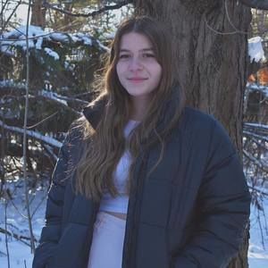 Meet your Posher, Laury